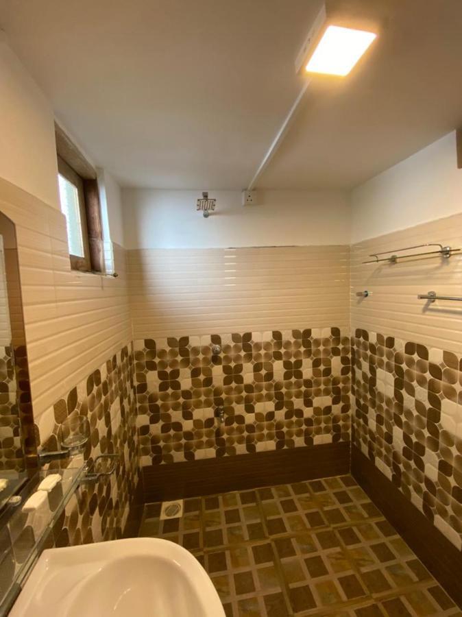 Ami Place Rooms With Kitchen Hikkaduwa Dış mekan fotoğraf