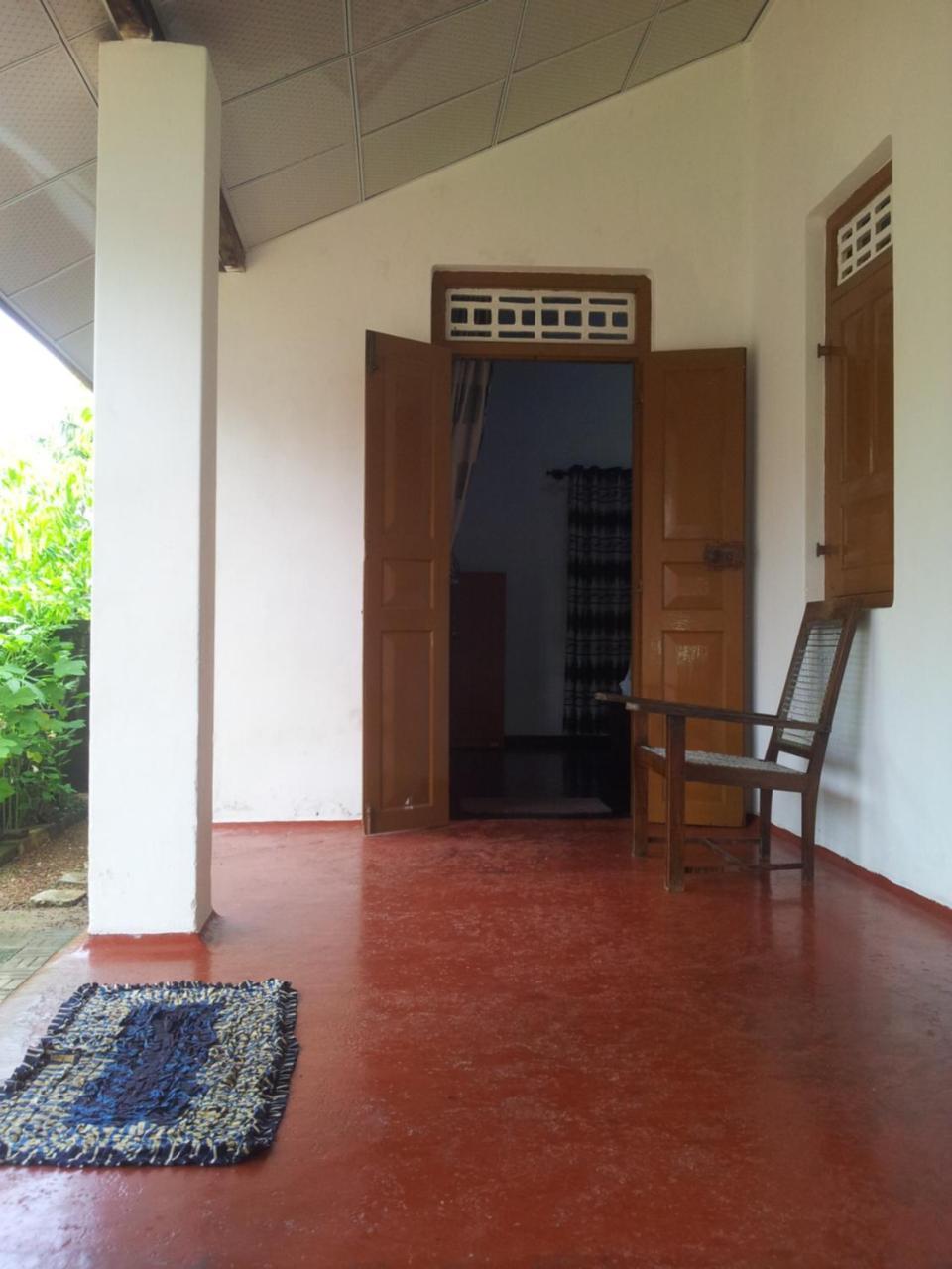 Ami Place Rooms With Kitchen Hikkaduwa Dış mekan fotoğraf